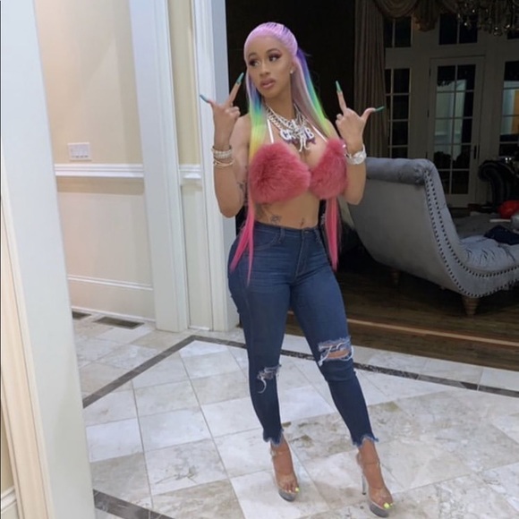 💕😍NWT! DARK BLUE DENIM DESTROYED JEANS😍💕 - Picture 5 of 5